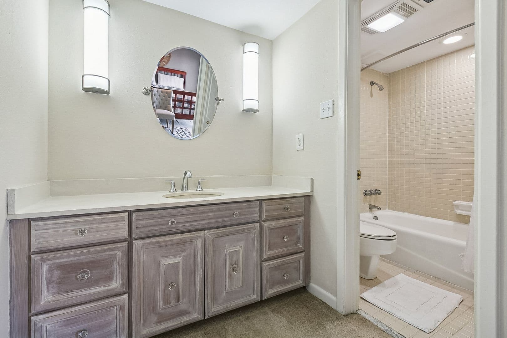 New Orleans Apartment: 309 Opal Street
