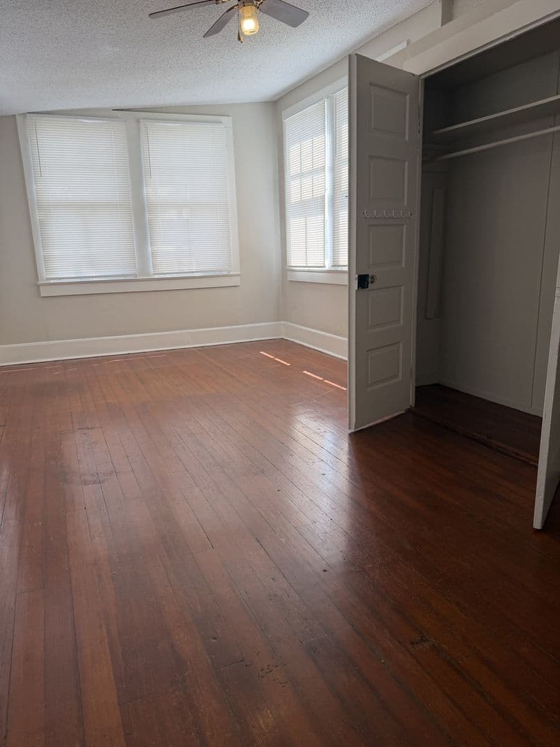 New Orleans Apartment: 3315 Iberville St.