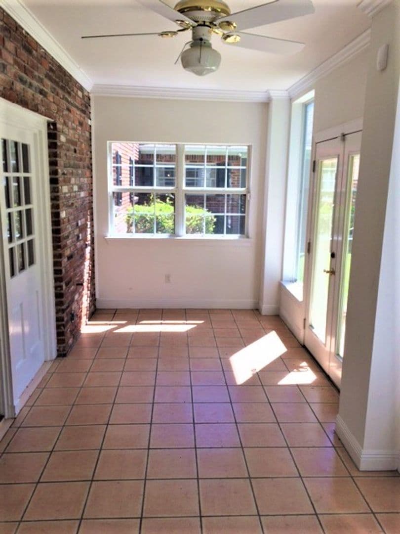 Baton Rouge House: 7656 Rienzi Blvd.