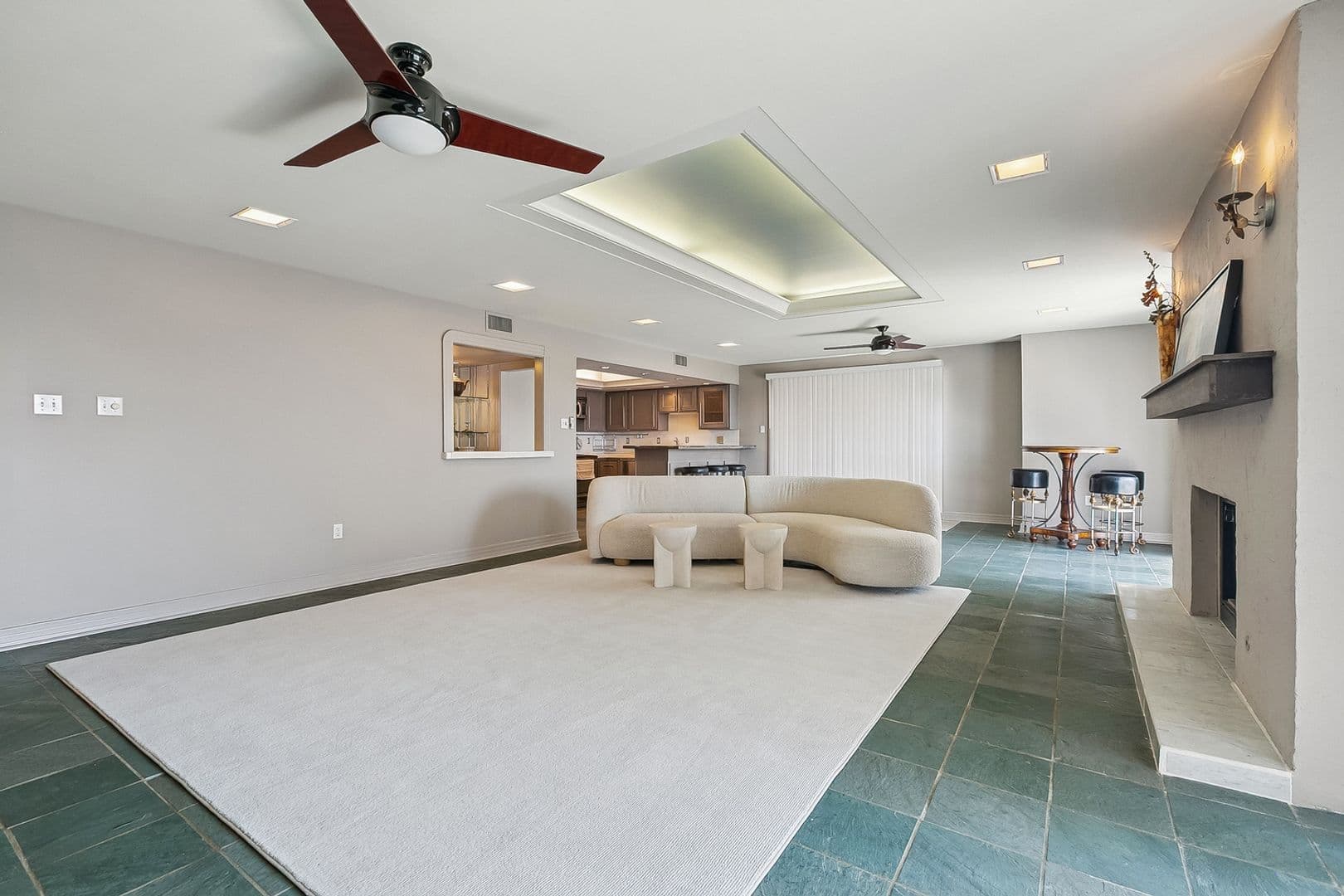 New Orleans Apartment: 309 Opal Street