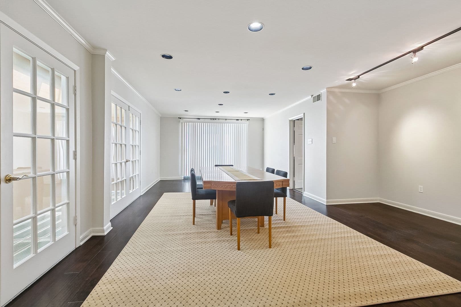 New Orleans Apartment: 309 Opal Street
