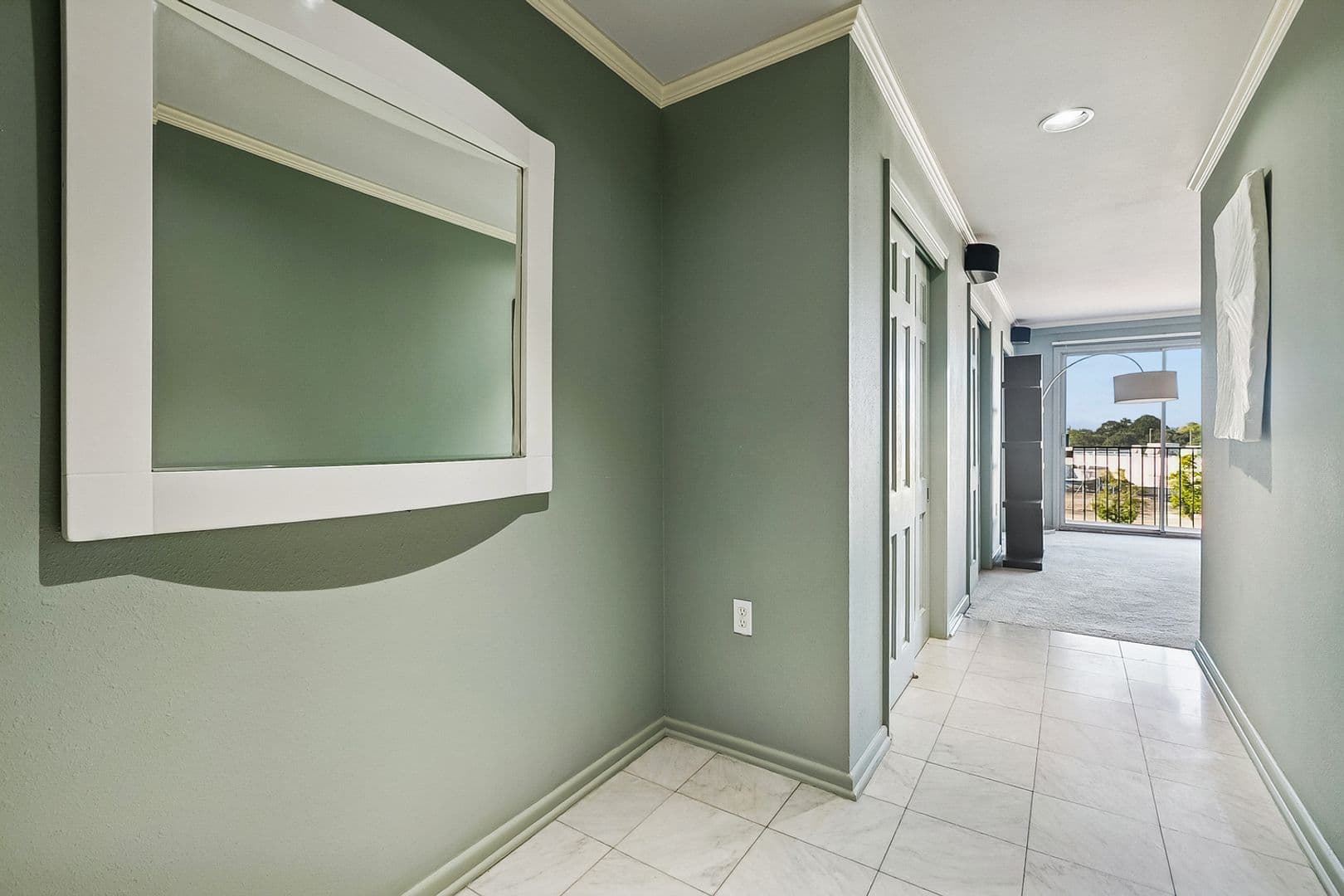 New Orleans Apartment: 309 Opal Street