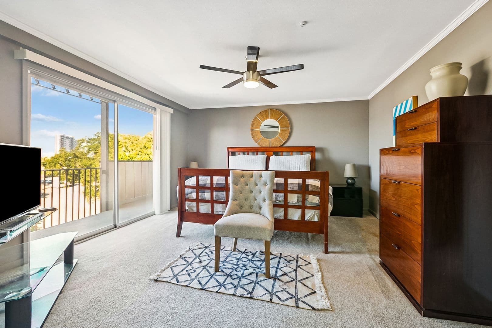 New Orleans Apartment: 309 Opal Street