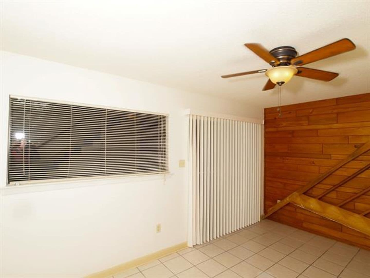 Covington Apartment: 219 & 221 Pear St.