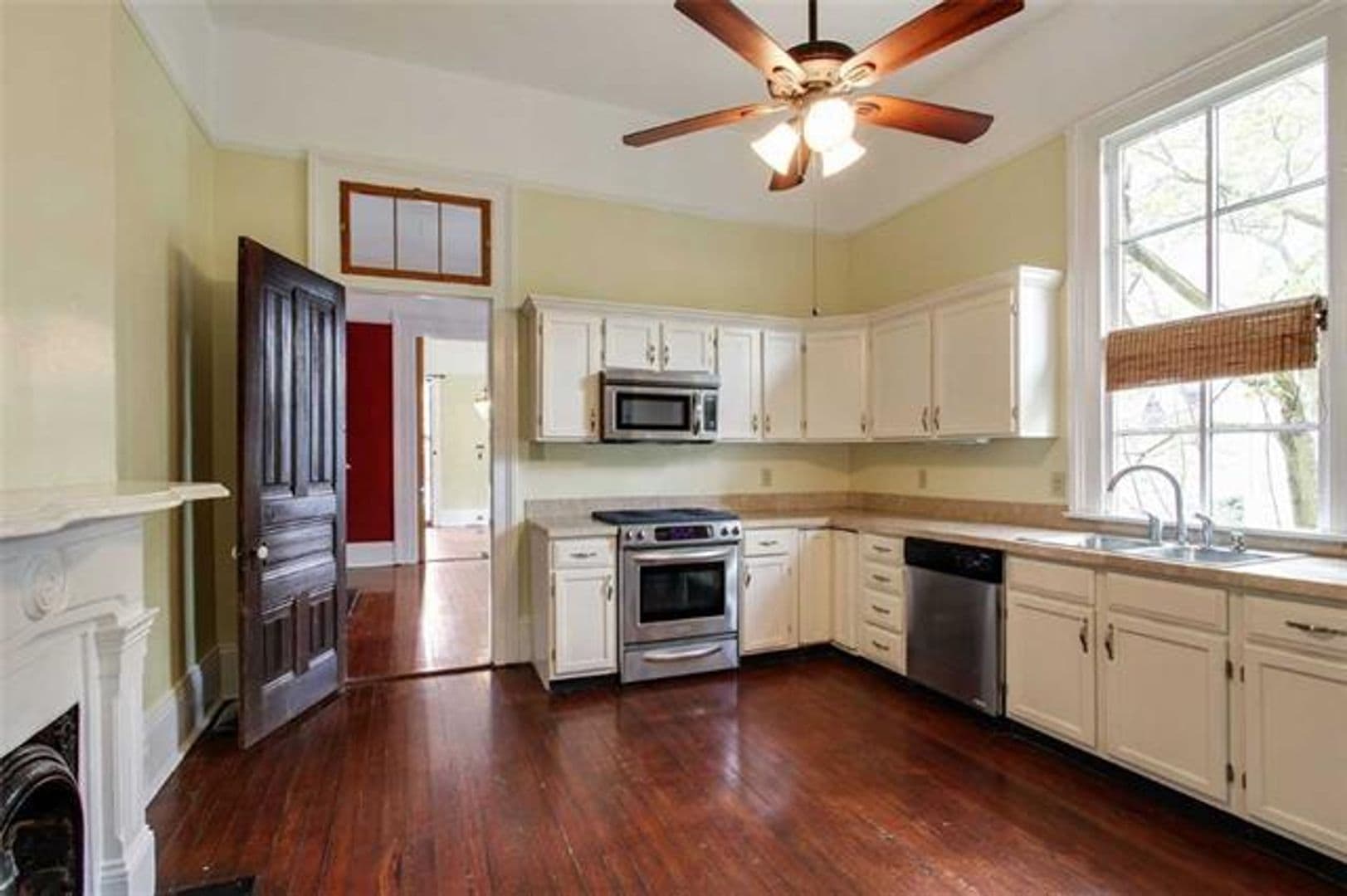 New Orleans Apartment: 227-229 Bermuda St.