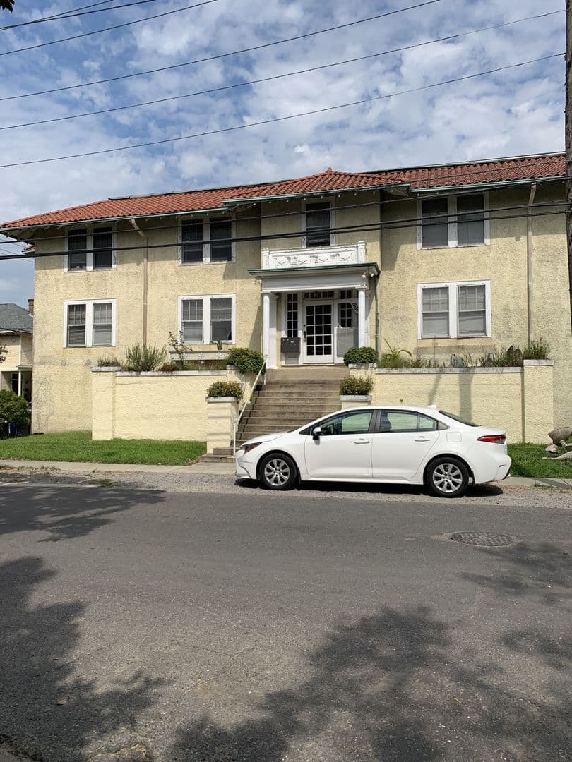 New Orleans Apartment: 1010 Short St Unit A