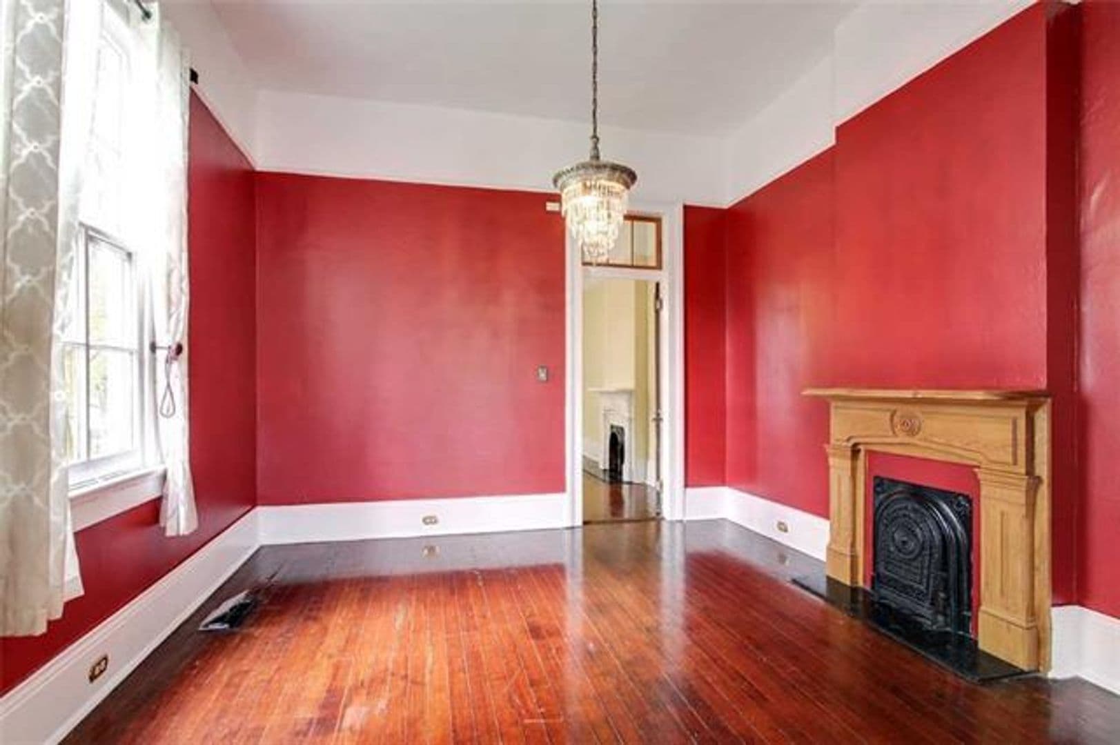 New Orleans Apartment: 227-229 Bermuda St.