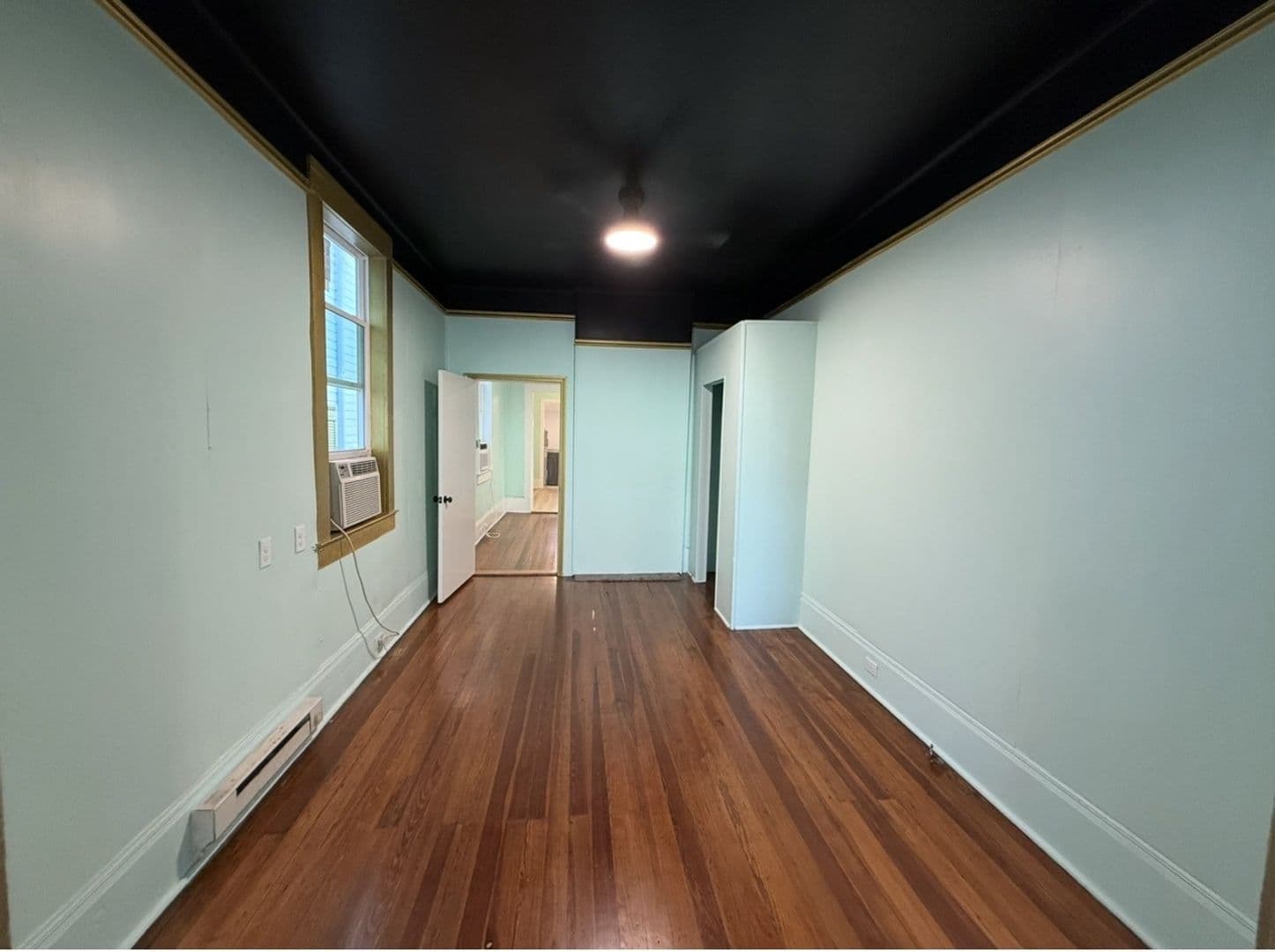 New Orleans Apartment: 1134-36 Frenchmen St