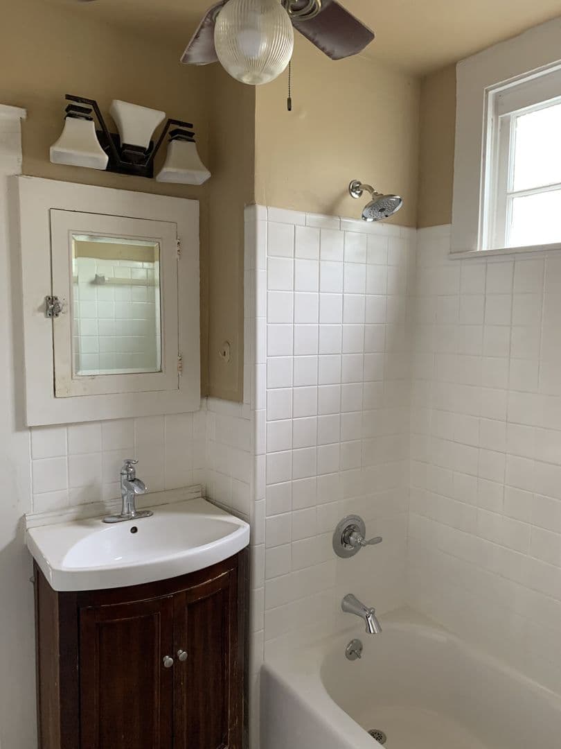 New Orleans Apartment: 1010 Short St Unit A