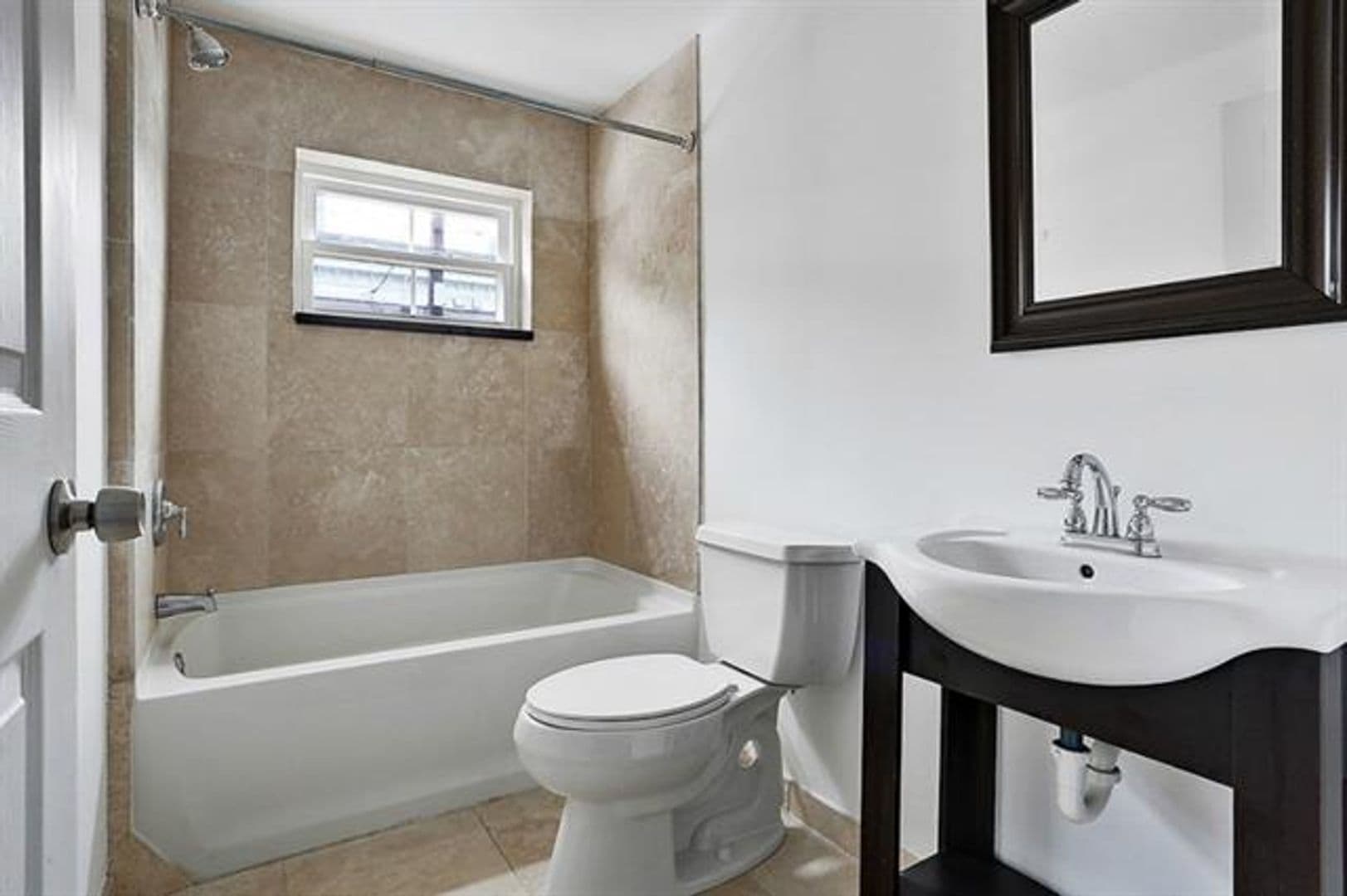 New Orleans Apartment: 843 Washington Ave.
