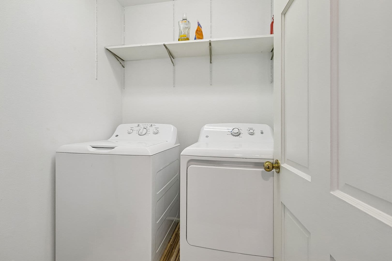 New Orleans Apartment: 309 Opal Street
