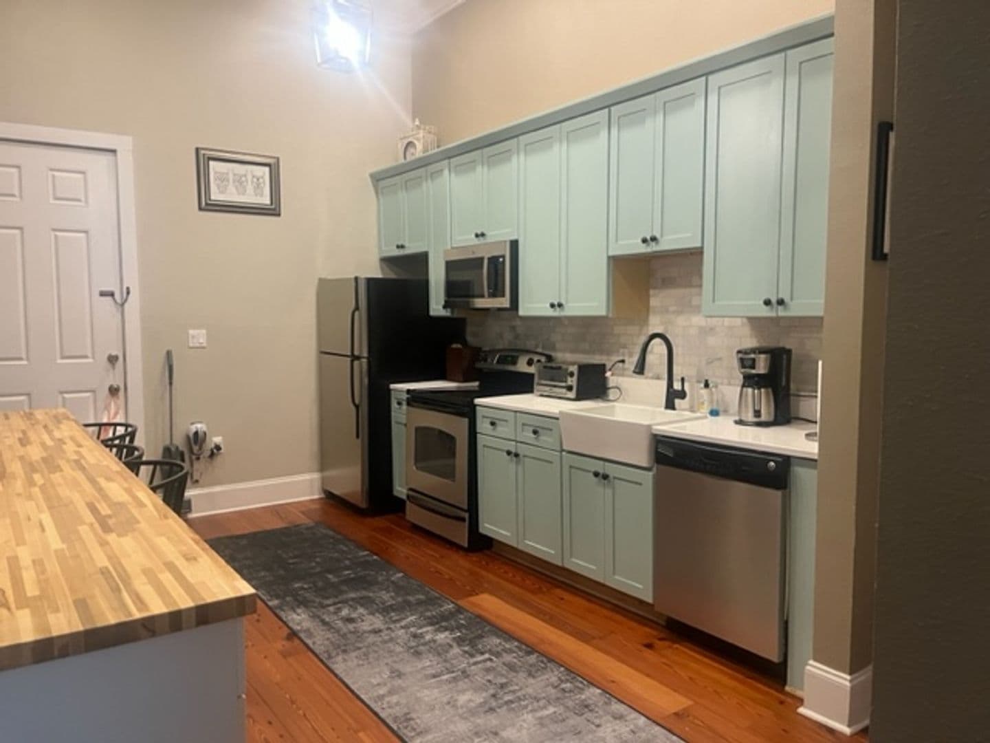 New Orleans House: 1544 Camp St. #1