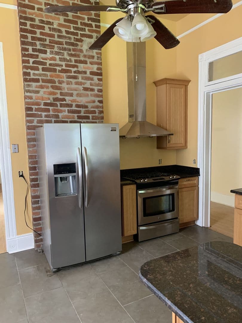 New Orleans House: 7625 Oak St.