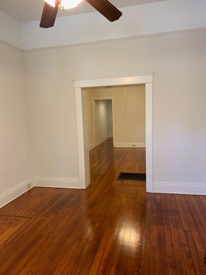 New Orleans House: 1218 Joseph St. Lower
