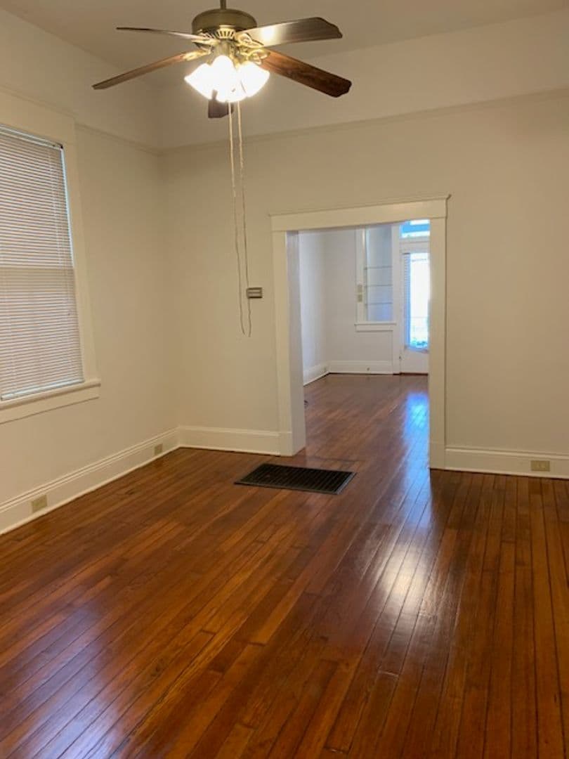 New Orleans House: 1218 Joseph St. Lower