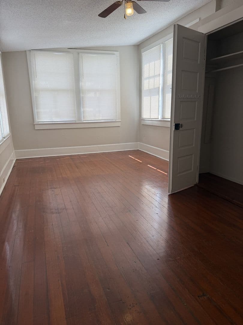 New Orleans Apartment: 3315 Iberville St.