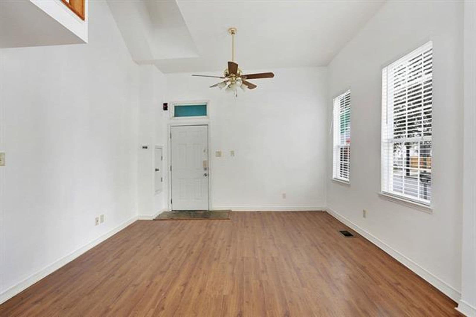 New Orleans Apartment: 843 Washington Ave.