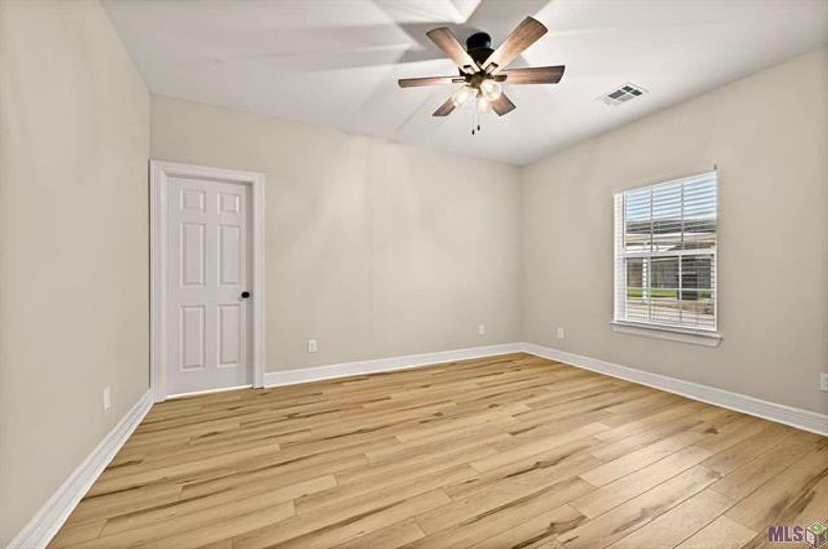Baton Rouge House: 13411 Country Meadow Ave
