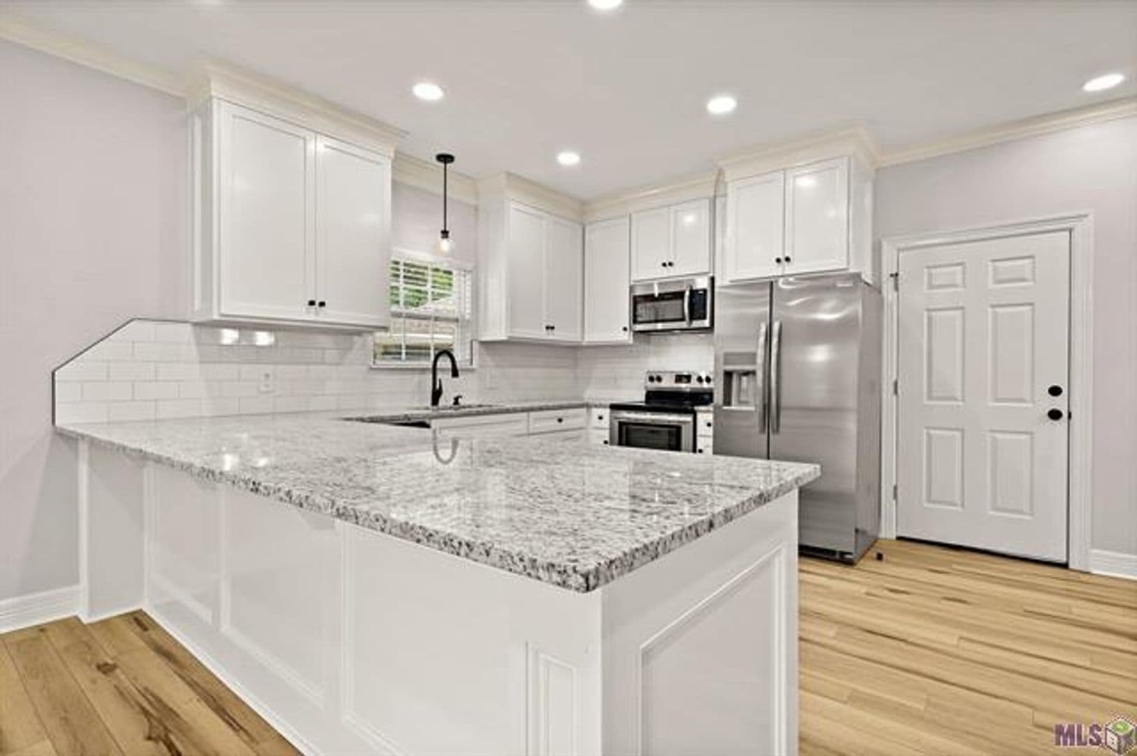 Baton Rouge House: 13411 Country Meadow Ave