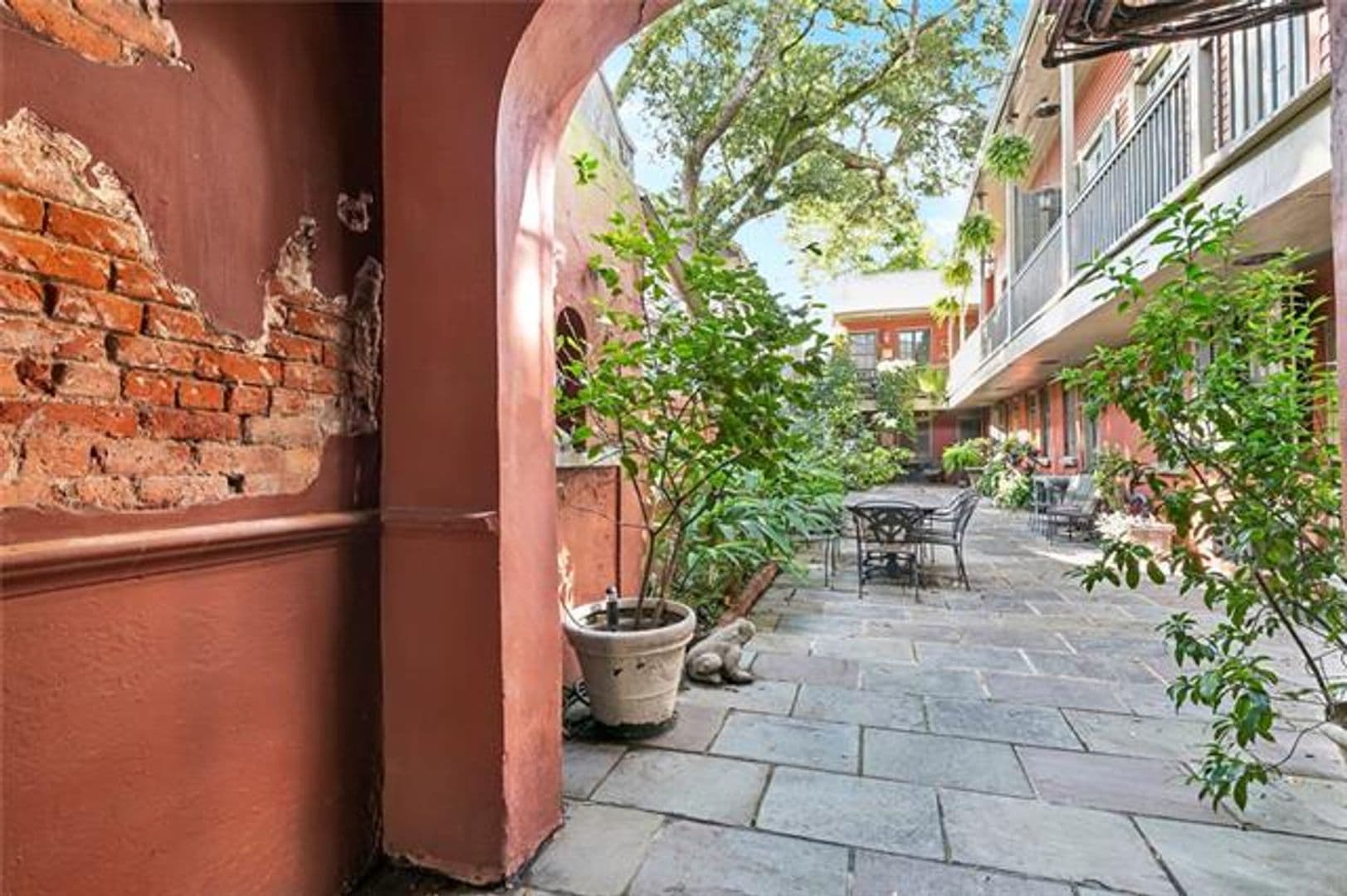 New Orleans House: 931 Royal Unit 5