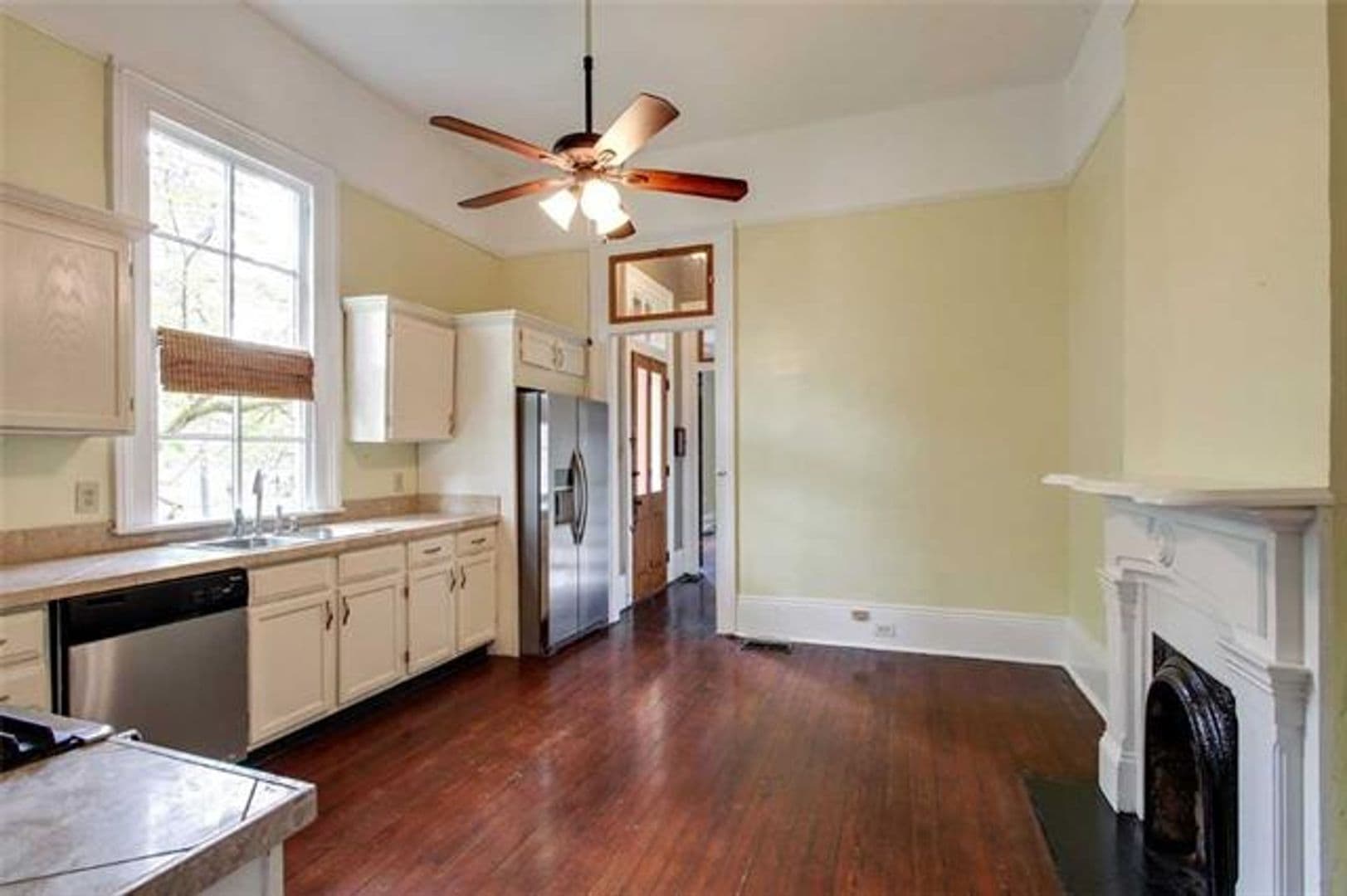 New Orleans Apartment: 227-229 Bermuda St.