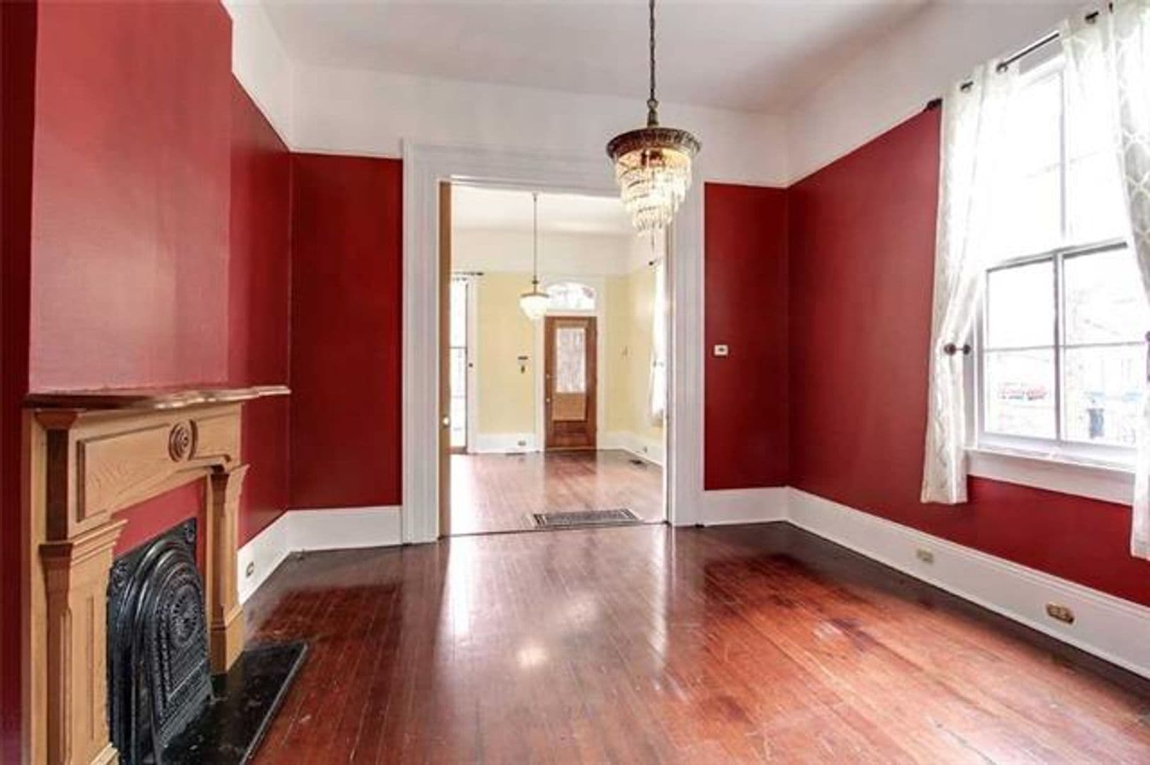 New Orleans Apartment: 227-229 Bermuda St.