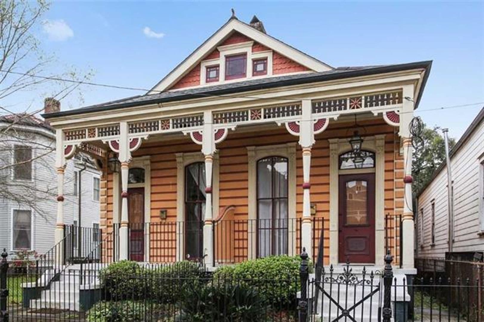 New Orleans Apartment: 227-229 Bermuda St.