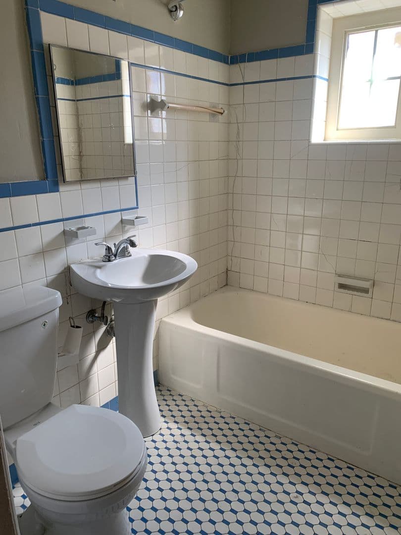 Charleston Apartment: 1507 Jackson Street