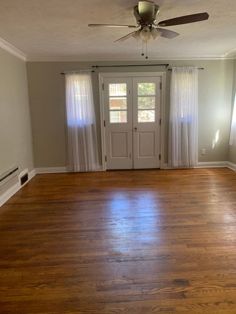 Charleston Apartment: 1507 Jackson Street