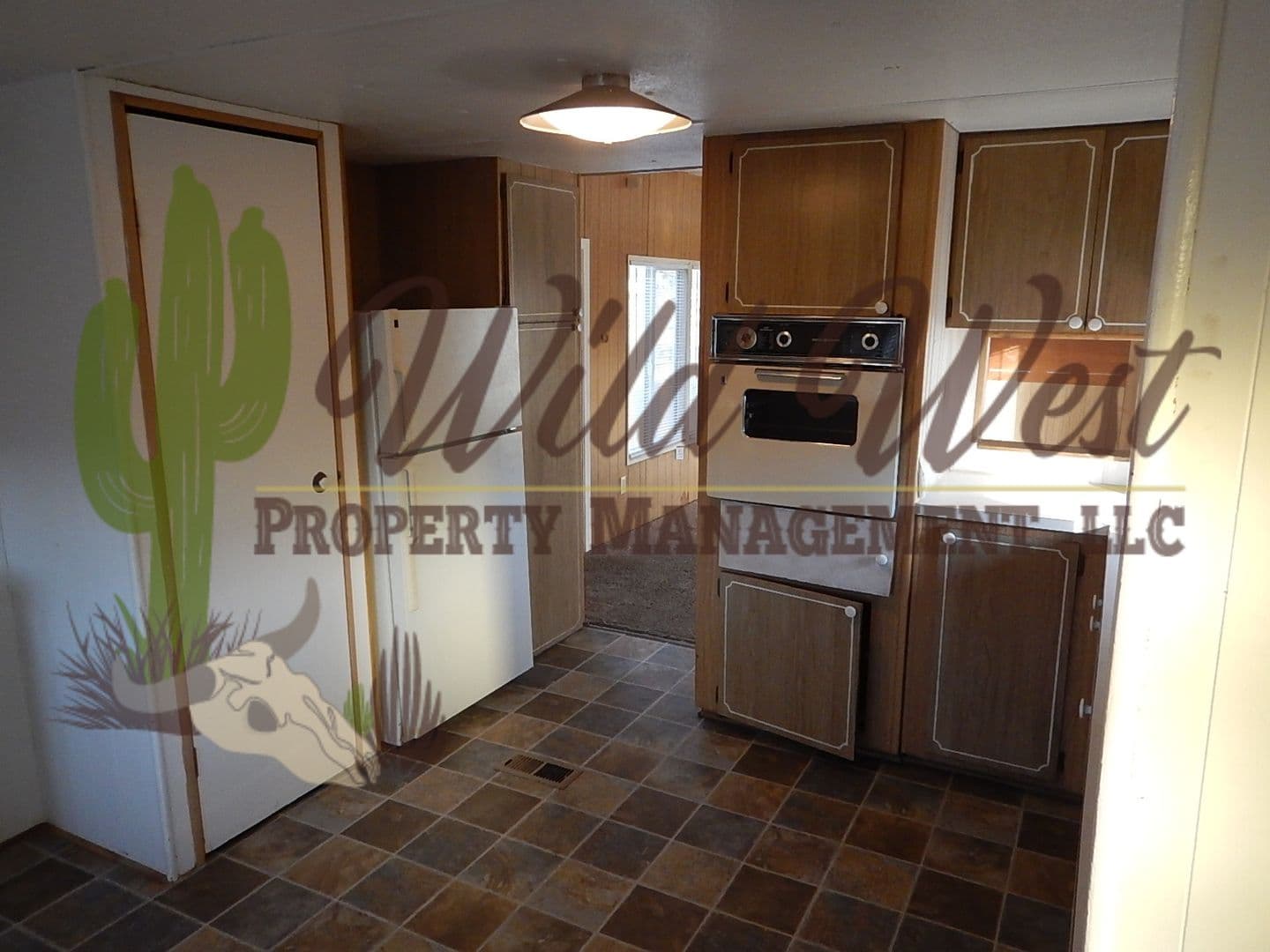 Prineville Apartment: 15015 NE Ochoco Hwy #1 - #12