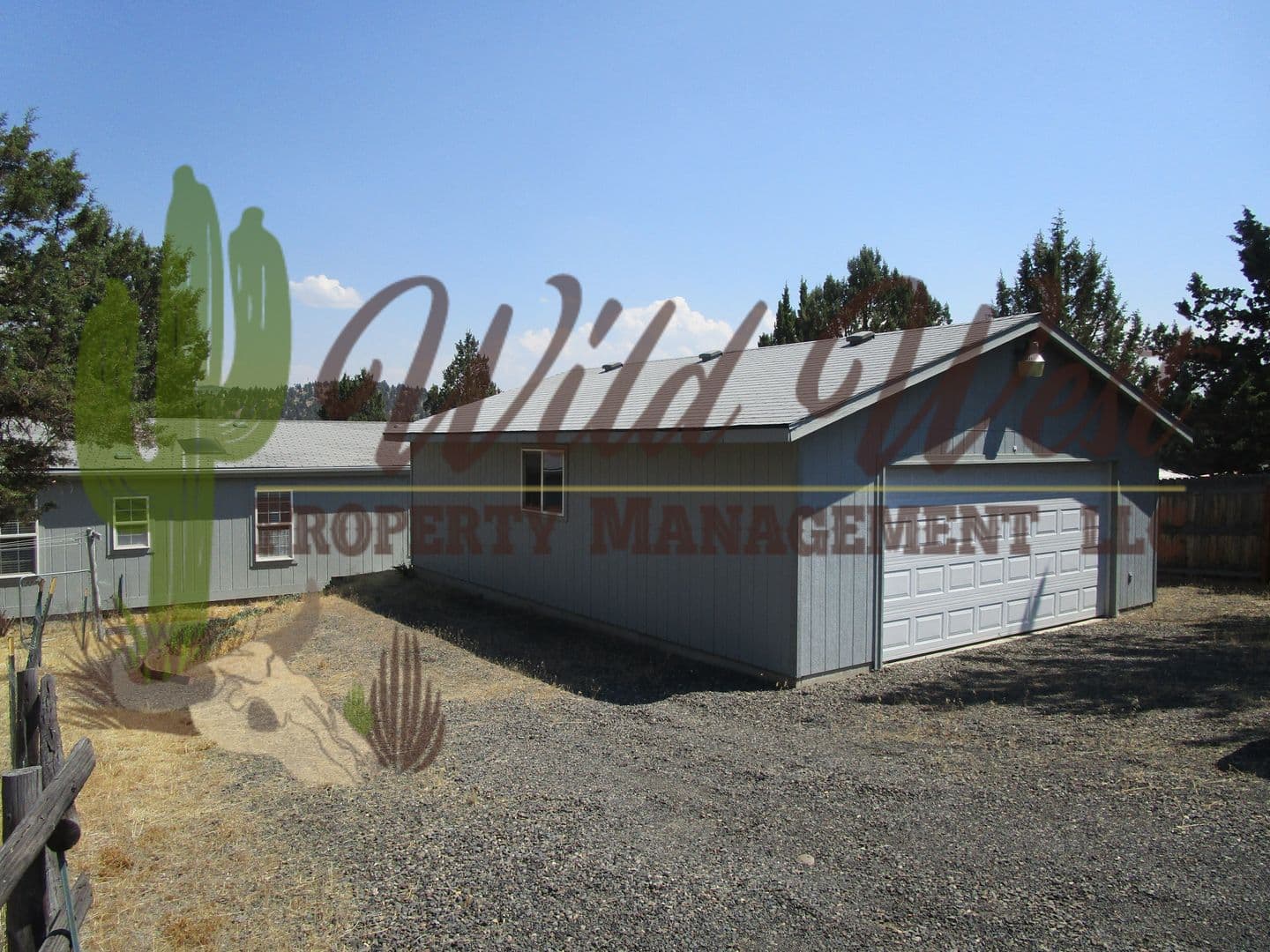 Prineville House: 15142 SE Loafer Ave
