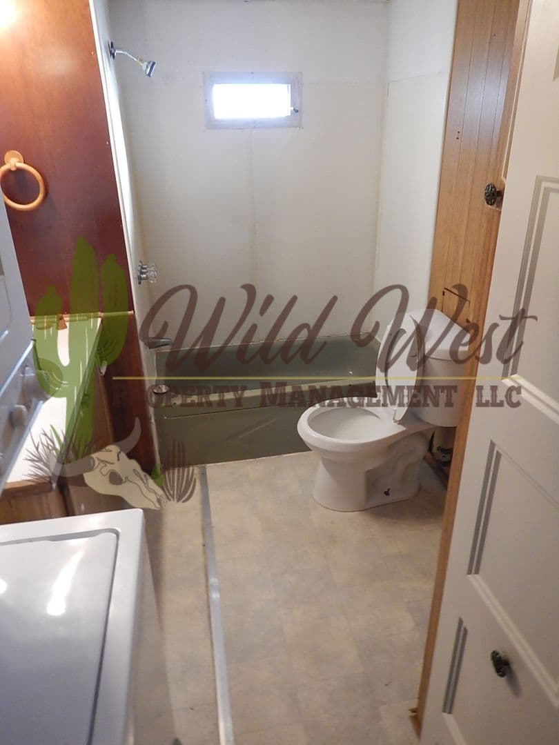 Prineville Apartment: 15015 NE Ochoco Hwy #1 - #12