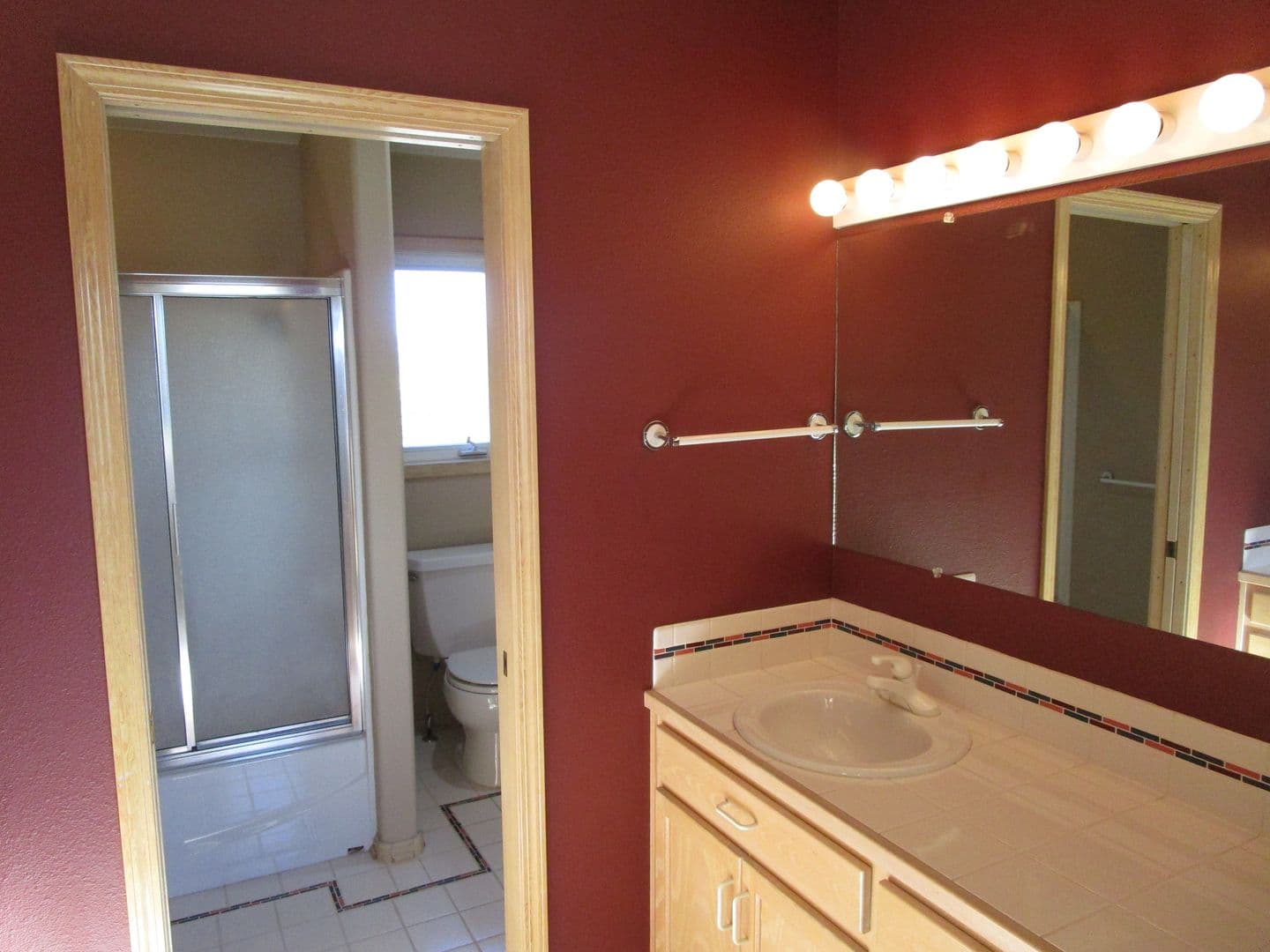 Powell Butte House: 1164 SW Parrish Lane