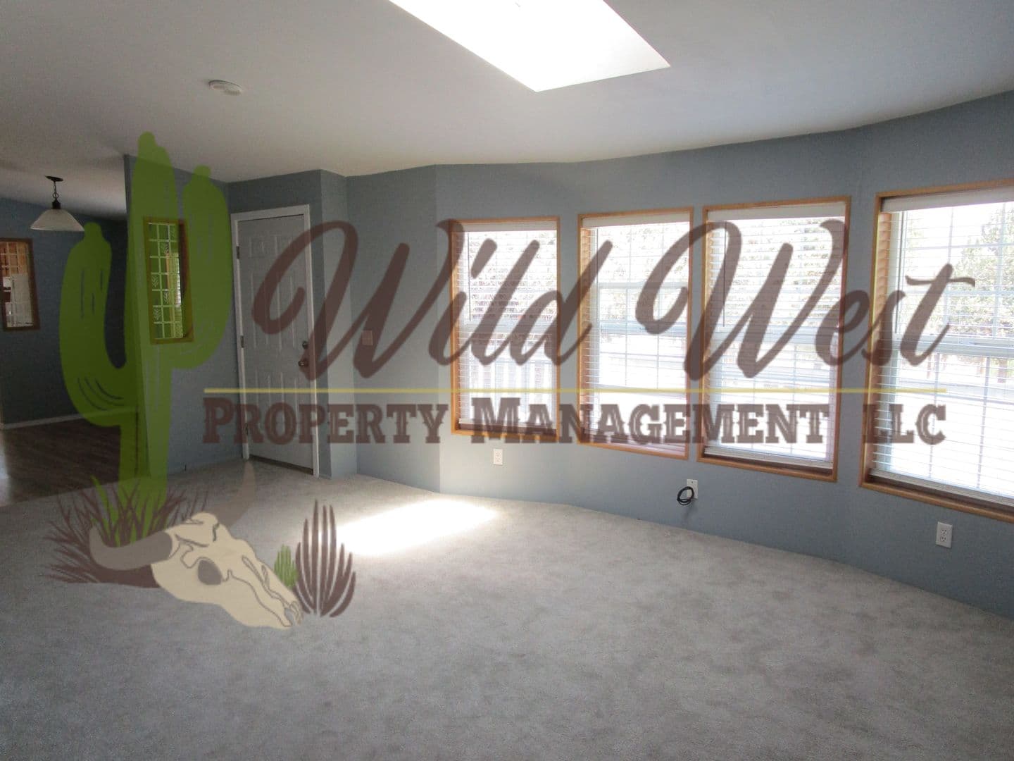 Prineville House: 15142 SE Loafer Ave