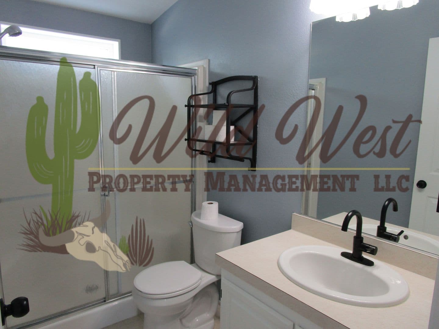 Prineville House: 15142 SE Loafer Ave