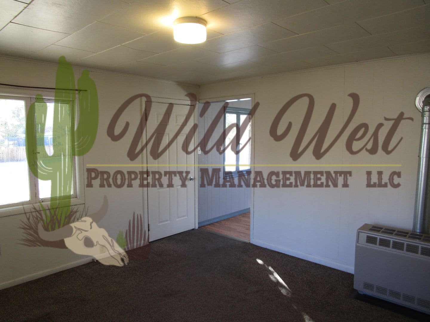 Prineville House: 886 NE 7th Street