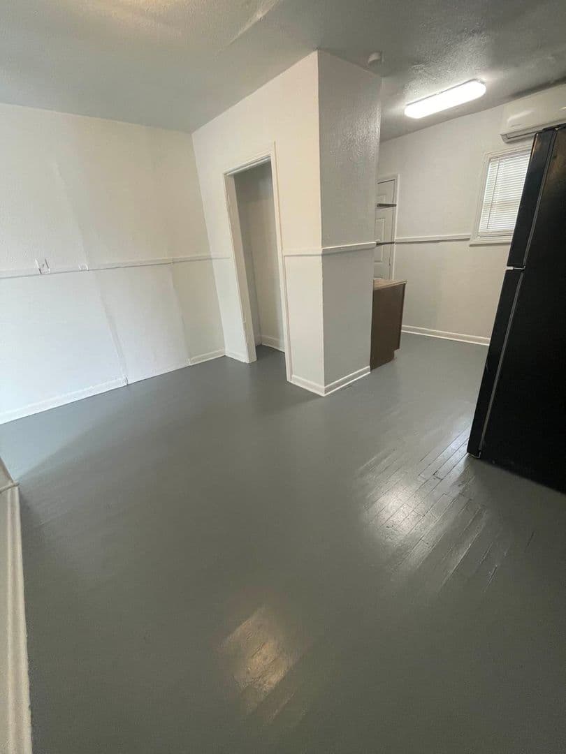 Corpus Christi Apartment: 637 Mohawk Street