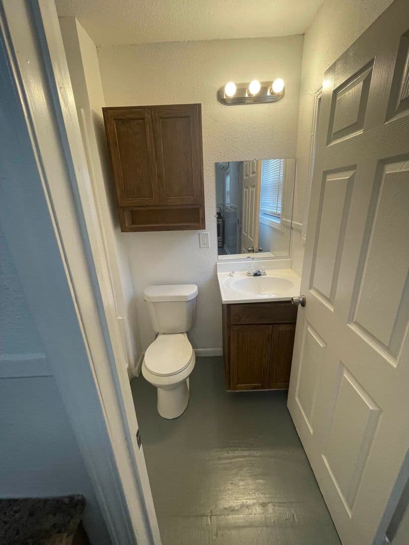 Corpus Christi Apartment: 637 Mohawk Street