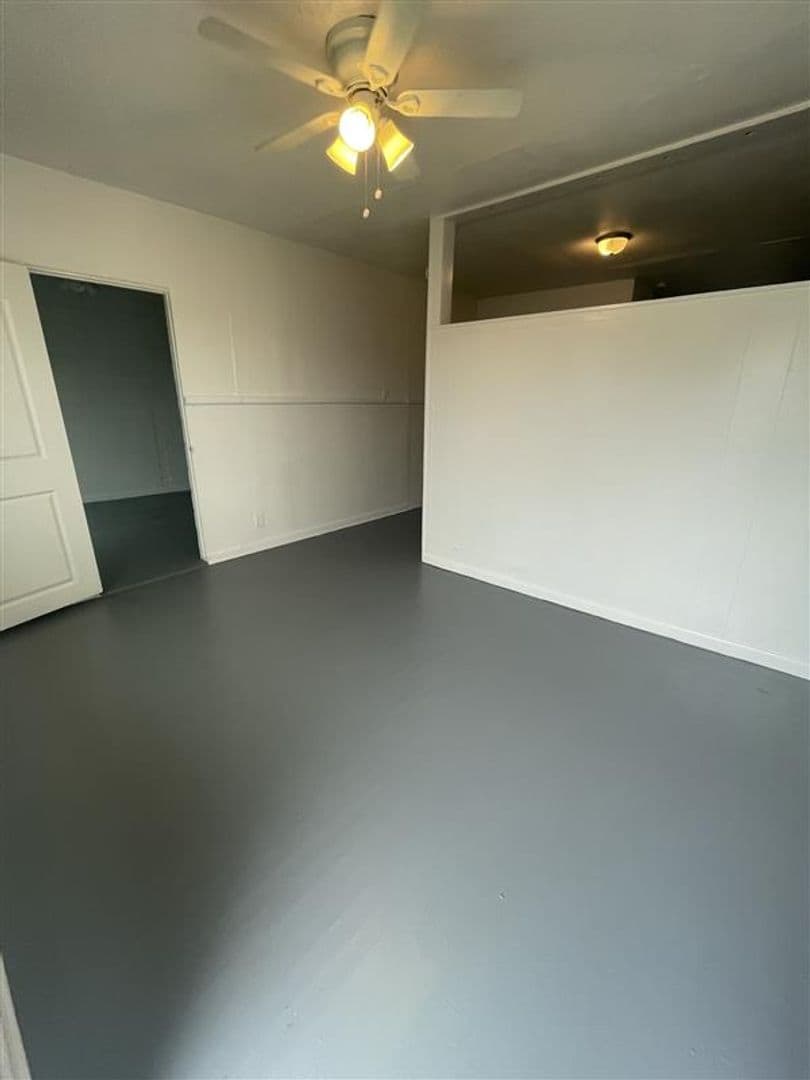 Corpus Christi Apartment: 637 Mohawk Street