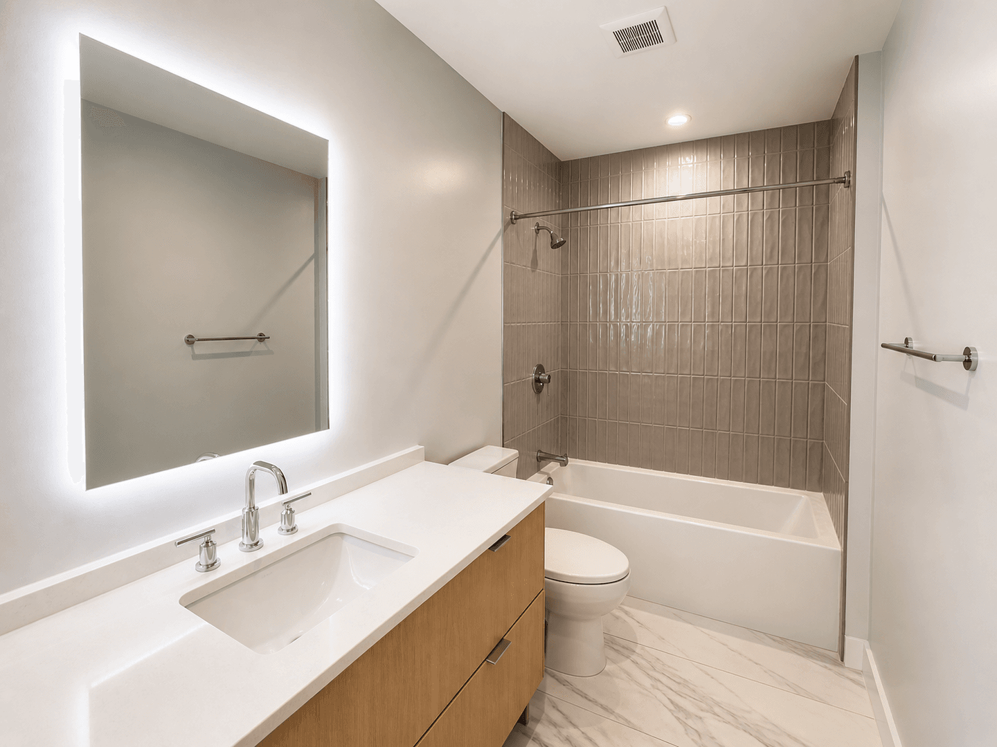 Washington Apartment: 1224 M St NW