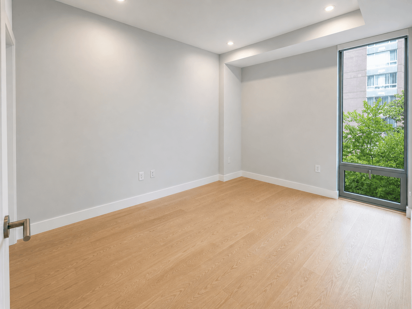 Washington Apartment: 1224 M St NW