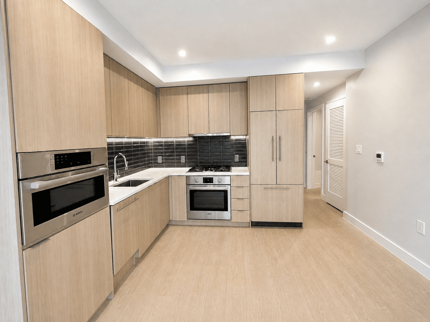 Washington Apartment: 1224 M St NW