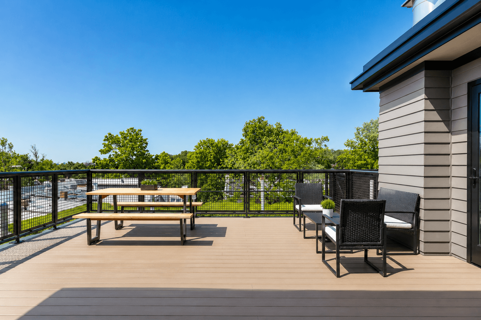 Washington Apartment: 2210 Wisconsin Ave NW