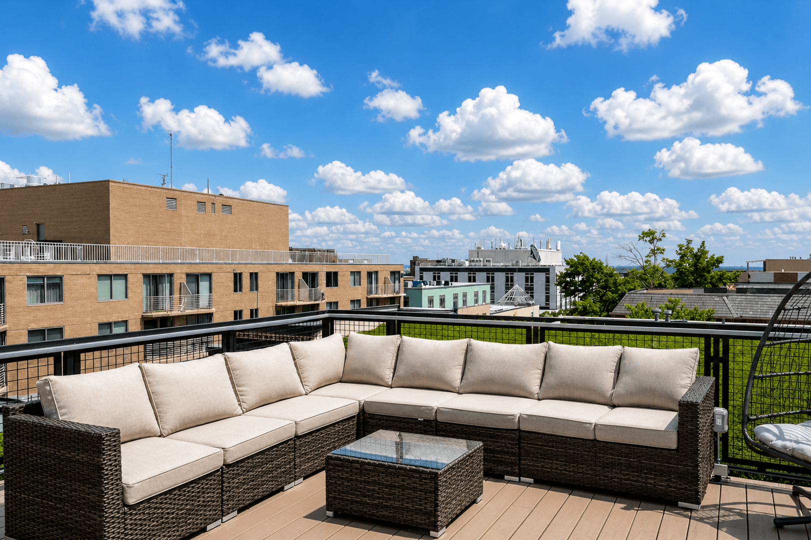 Washington Apartment: 2210 Wisconsin Ave NW