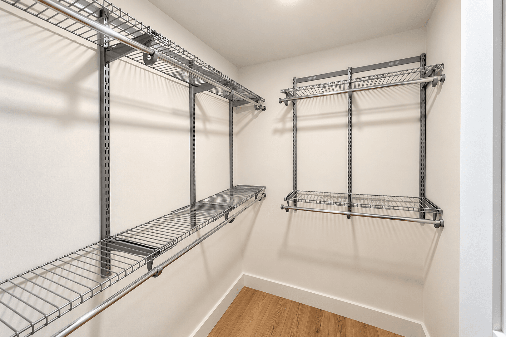 Washington Apartment: 716 L St SE