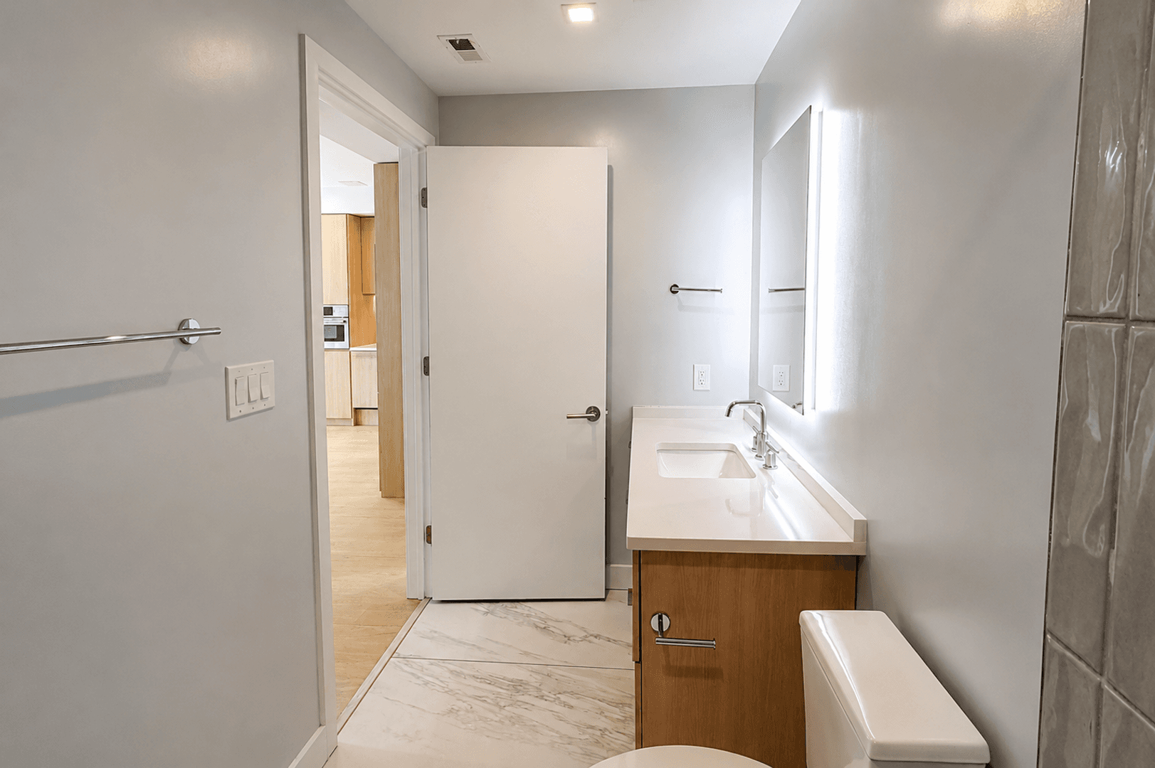 Washington Apartment: 1224 M St NW