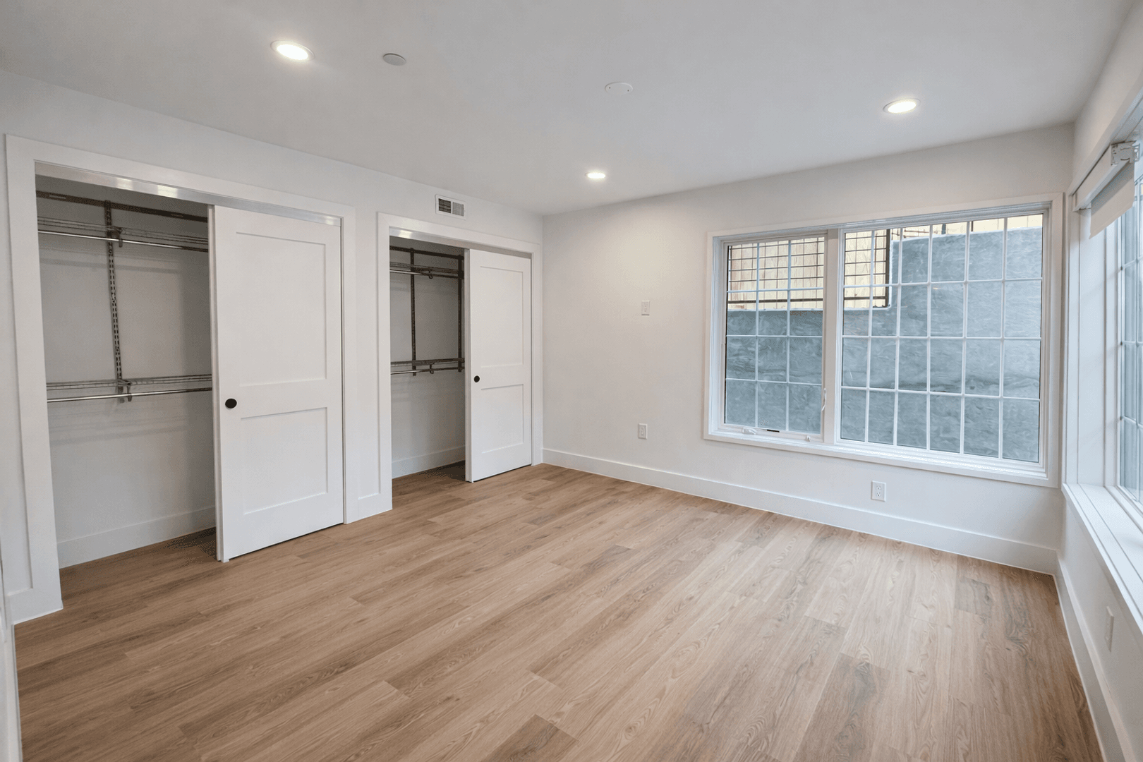 Washington Apartment: 716 L St SE