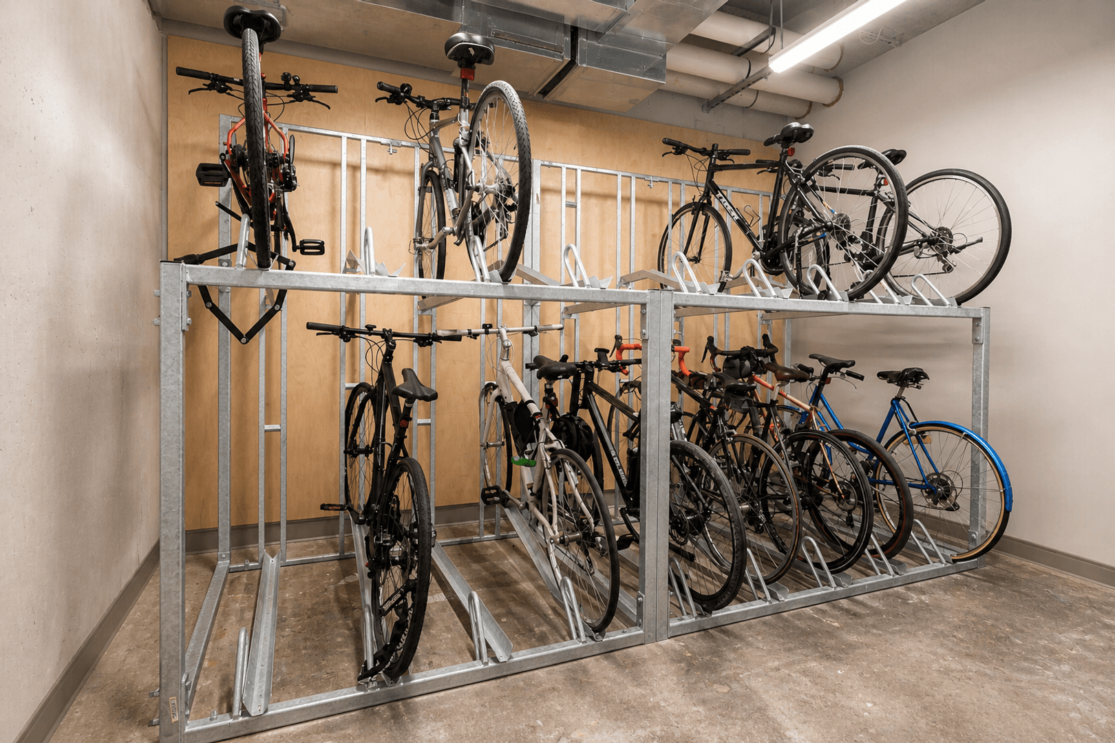 Washington Apartment: 1224 M St NW