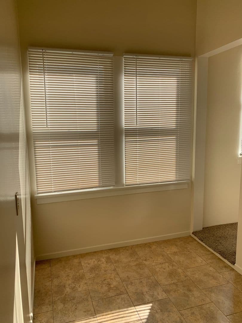 San Diego Apartment: 433 Nutmeg Street