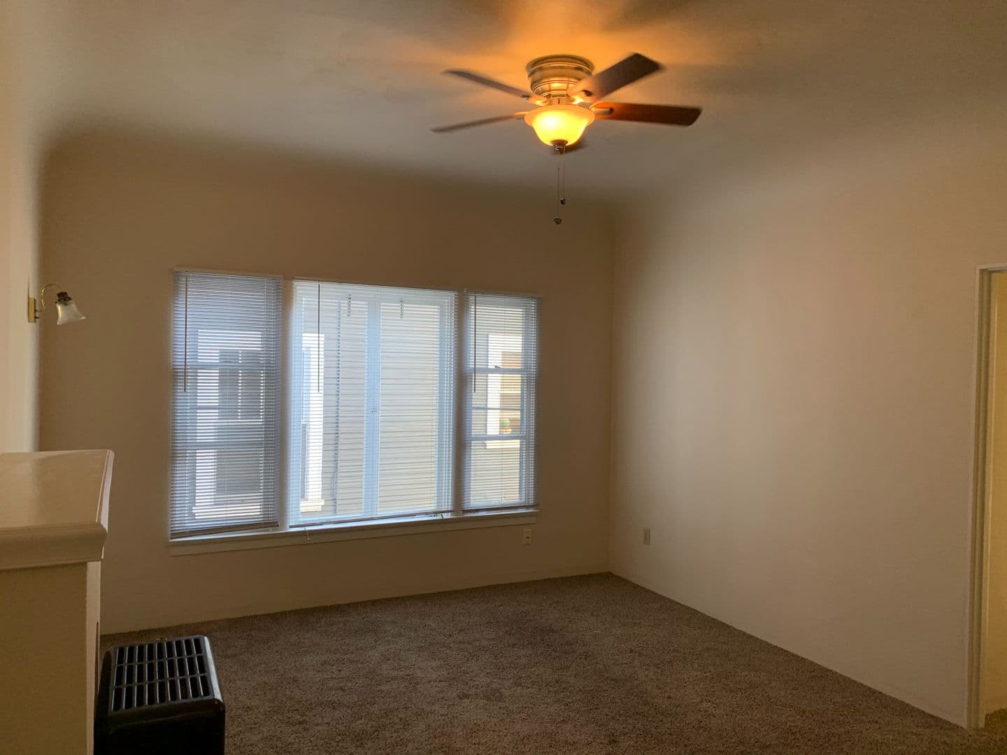 San Diego Apartment: 433 Nutmeg Street